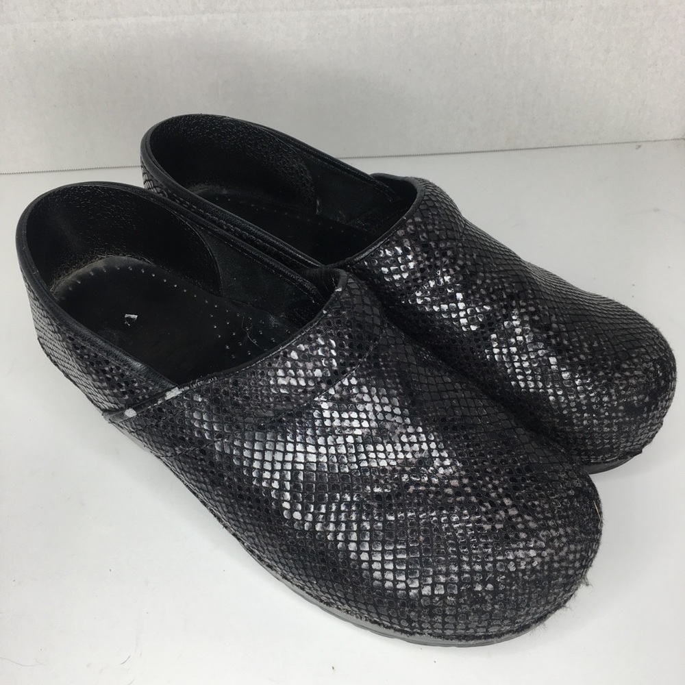 Nurse Clogs